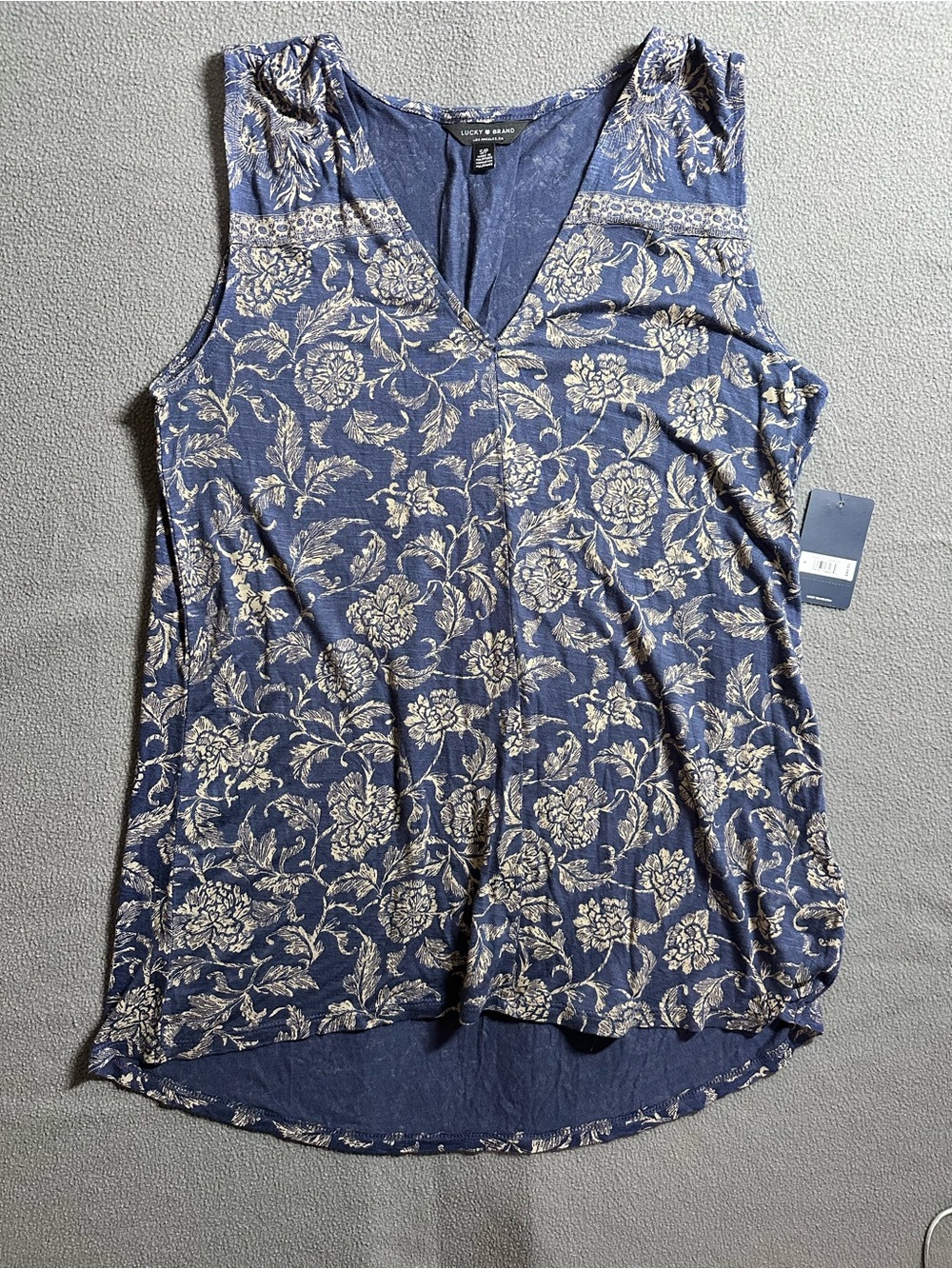 Lucky Brand Blue Floral V-Neck Sleeveless Top